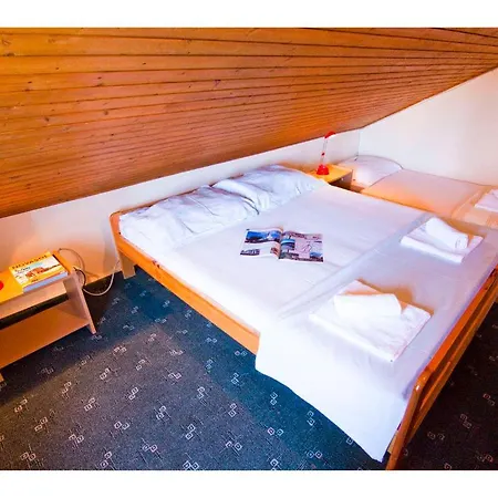 米娅卡萨公寓式酒店 苏佩塔尔